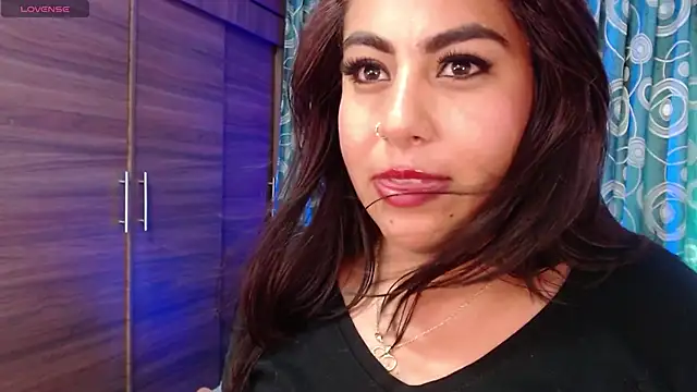 gatuwildhott online show from 01.12.25