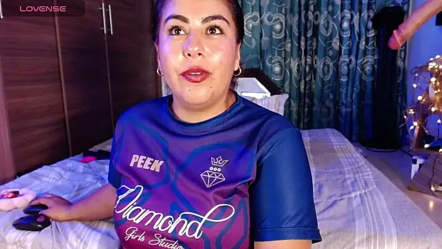 gatuwildhott online show from 09.18.25