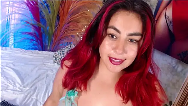 Snapshot of gatuwildhott chatting on 03.31.26 gatuwildhott online show from 03.31.26