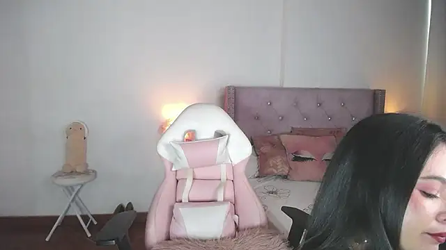 destinysweet21 online show from 02.21.25