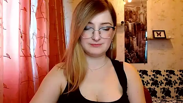 Snapshot of Arielsssplash chatting on 02.27.25 Arielsssplash online show from 02.27.25