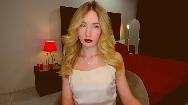 Snapshot of bella__rose chatting on 01.27.25 bella rose online show from 01.27.25