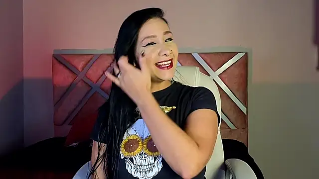  kelly hous36 online show from 02.12.25