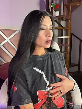  kelly hous36 online show from 02.24.25