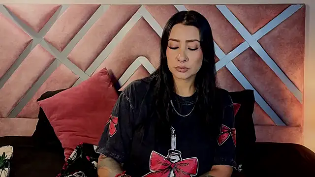  kelly hous36 online show from 04.15.26