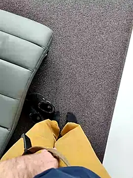 Snapshot of Boring_one chatting on 02.18.25 Boring one online show from 02.18.25