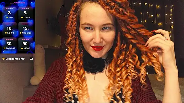 Snapshot of AgnesGraham chatting on 12.16.24 AgnesGraham online show from 12.16.24