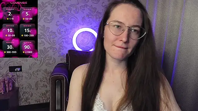 Snapshot of AgnesGraham chatting on 02.27.26 AgnesGraham online show from 02.27.26