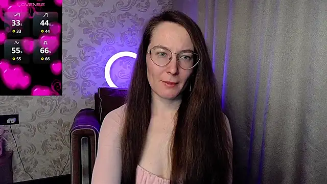 Snapshot of AgnesGraham chatting on 03.02.26 AgnesGraham online show from 03.02.26