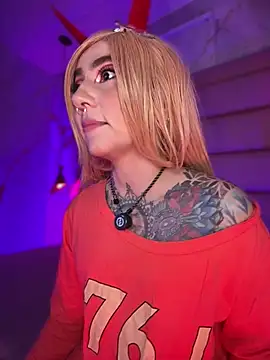 Snapshot of Evangelyne_1 chatting on 02.01.26 Evangelyne 1 online show from 02.01.26