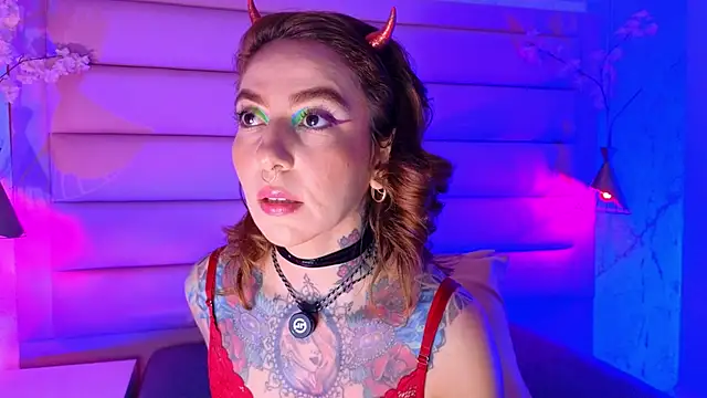 Snapshot of Evangelyne_1 chatting on 02.05.26 Evangelyne 1 online show from 02.05.26