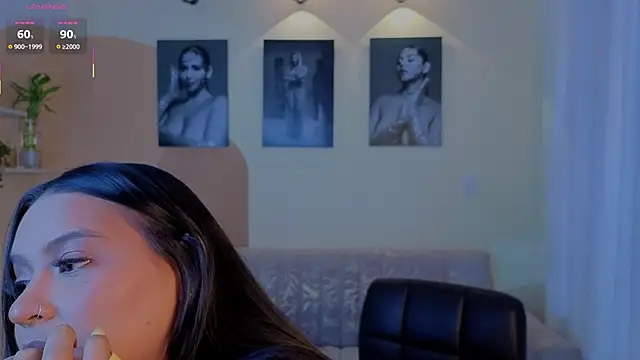 ToriCrossX online show from 01.05.26