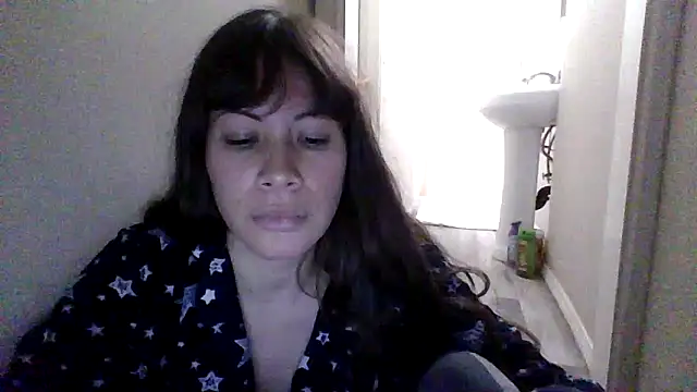 petitedoll29 online show from 12.22.25