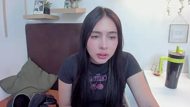 isabella jade online show from 01.30.25