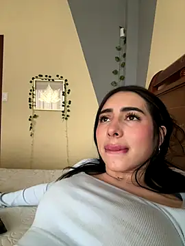 isabella jade online show from 09.18.25