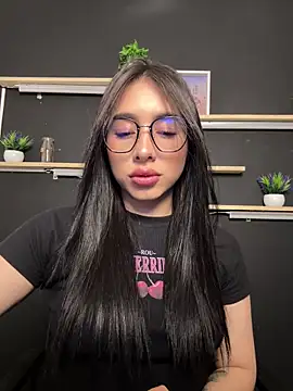 isabella jade online show from 12.04.25