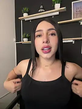 Snapshot of isabella_jade chatting on 02.06.26 isabella jade online show from 02.06.26