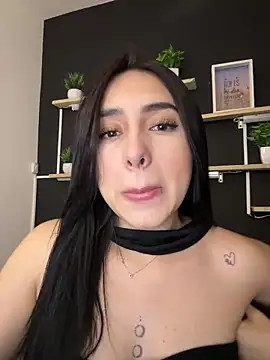 Snapshot of isabella_jade chatting on 02.13.26 isabella jade online show from 02.13.26