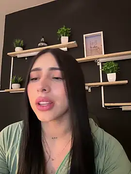 Snapshot of isabella_jade chatting on 02.24.26 isabella jade online show from 02.24.26