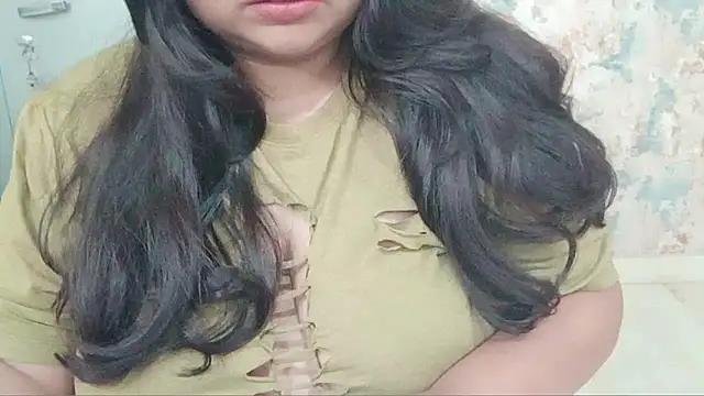 Snapshot of yoursnishaa chatting on 11.23.25 yoursnishaa online show from 11.23.25