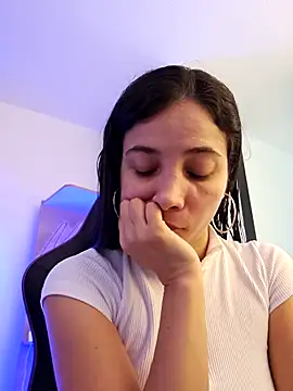 miaeyes online show from 01.10.25