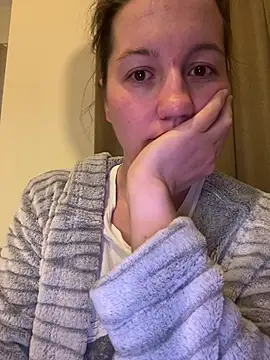 Snapshot of Nicole-Ray chatting on 03.16.26 Nicole-Ray online show from 03.16.26