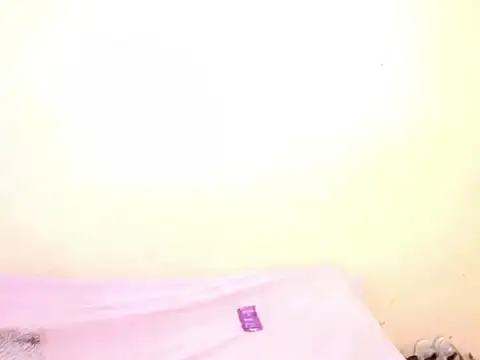 Snapshot of Queen_BootyXXX chatting on 02.22.26 Queen BootyXXX online show from 02.22.26