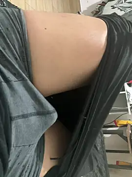 elvis0966 online show from 12.30.24