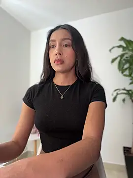 SelenaStone online show from 01.18.26