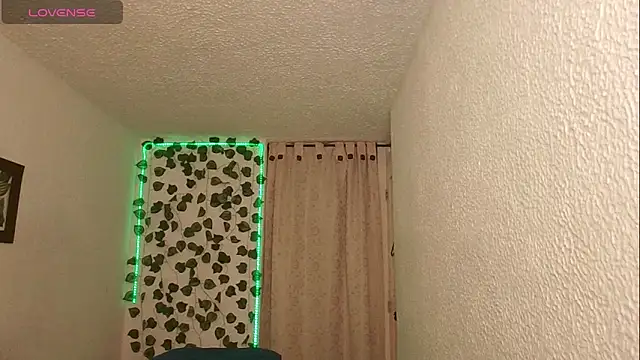 SexDiffrent online show from 12.17.25