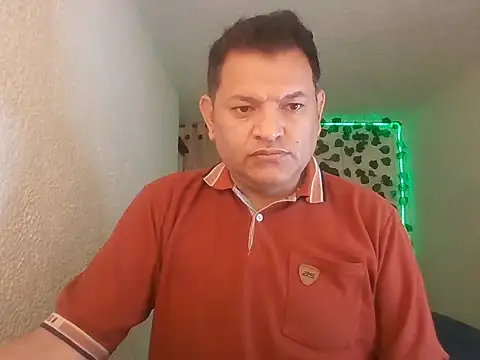 Snapshot of SexDiffrent chatting on 05.22.26 SexDiffrent online show from 05.22.26