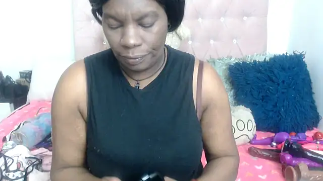 Snapshot of Negrabig chatting on 06.22.26 Negrabig online show from 06.22.26