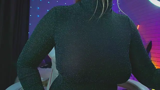 Snapshot of pepper_cat_ chatting on 03.03.25 pepper cat online show from 03.03.25