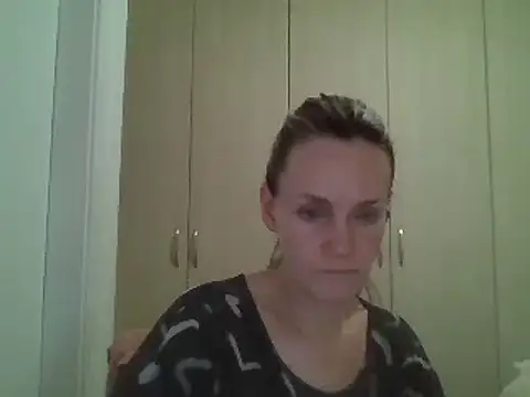 Annylove1 online show from 02.15.25