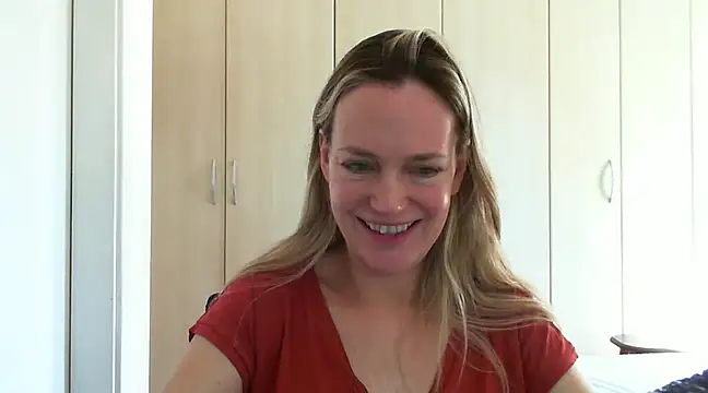 Annylove1 online show from 02.19.25