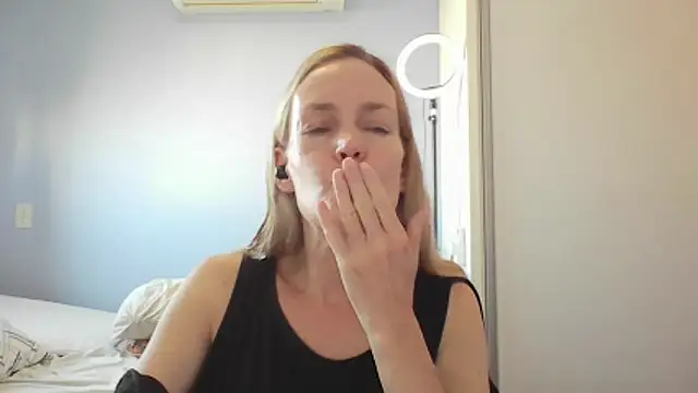 Annylove1 online show from 02.17.26