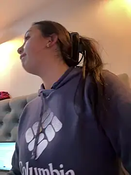 Hannahoff online show from 02.05.25