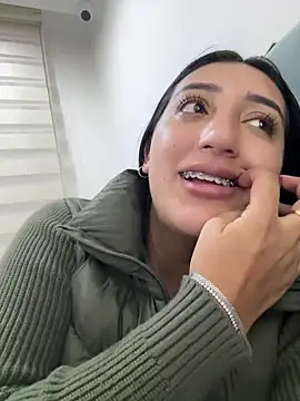 Hannahoff online show from 02.08.25