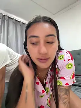 Snapshot of Hannahoff chatting on 02.02.26 Hannahoff online show from 02.02.26