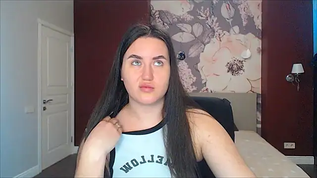 Roxie Bradley online show from 01.16.25