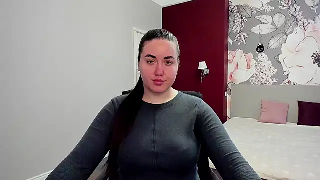 Roxie Bradley online show from 03.12.26