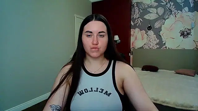 Snapshot of Roxie_Bradley chatting on 07.01.26 Roxie Bradley online show from 07.01.26