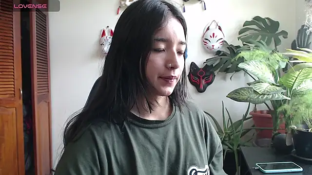 Snapshot of cat_salo chatting on 03.17.25 cat salo online show from 03.17.25