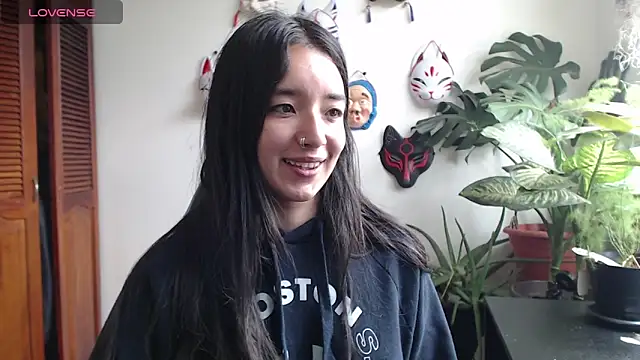 Snapshot of cat_salo chatting on 03.22.25 cat salo online show from 03.22.25