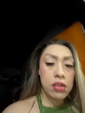 Im sophiie online show from 04.05.26