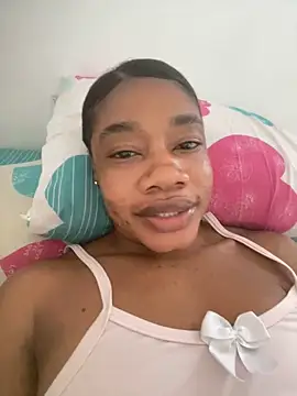  yisela  online show from 04.12.26