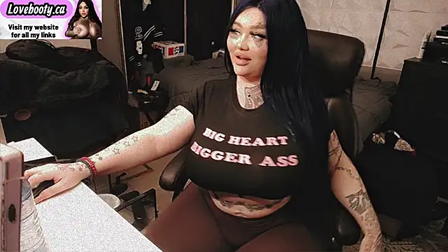 Snapshot of sheylagoddess11 chatting on 11.20.25 sheylagoddess11 online show from 11.20.25