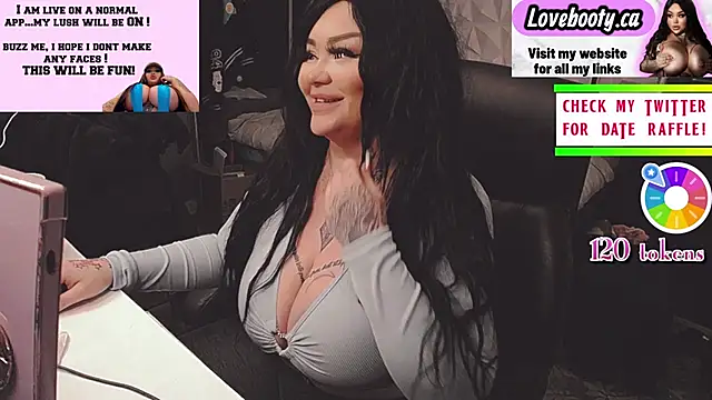 Snapshot of sheylagoddess11 chatting on 11.26.25 sheylagoddess11 online show from 11.26.25