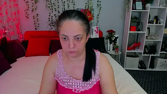 DarlingMilf online show from 12.19.25