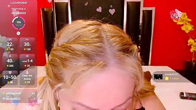 Nayla Garner online show from 03.03.25